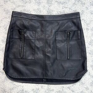 BCBGMaxazria Sabina Vegan Faux Leather Black Mini‎ Skirt Size Small EUC